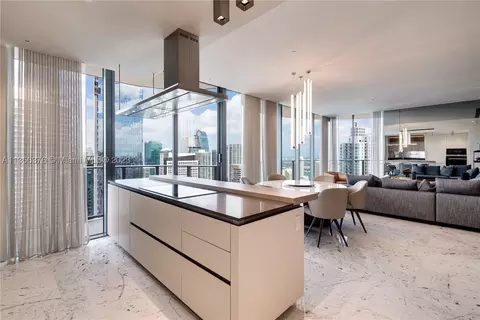 1000 Brickell Plz #PH5108, Miami, FL 33131