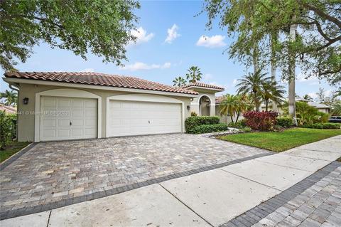 370 Mallard Rd, Weston, FL 33327