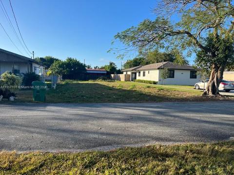 12120 SW 219 St, Miami, FL 33170