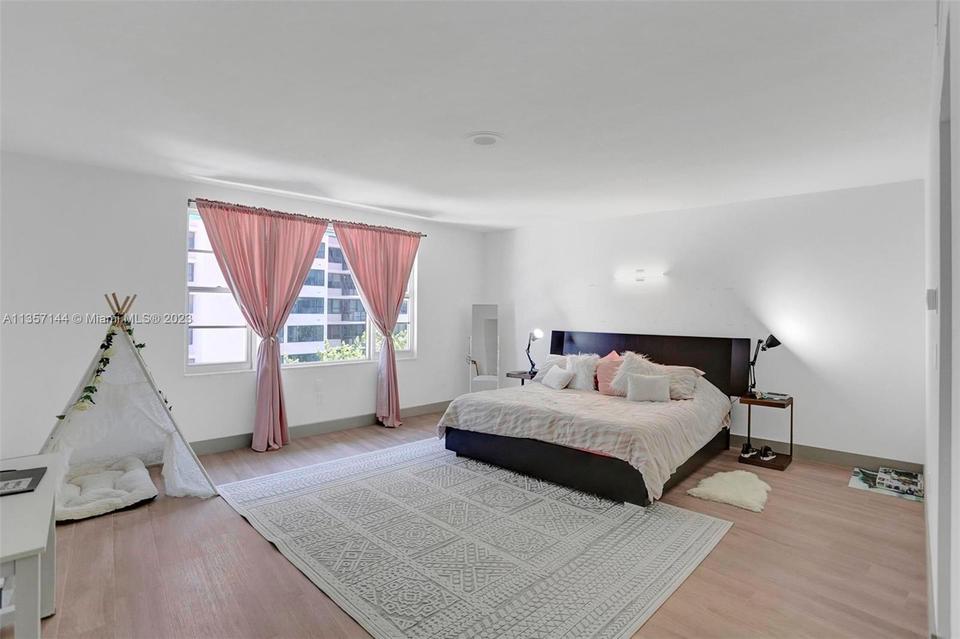  5255 Collins Ave #4D, Miami Beach, FL 33140 photo 6