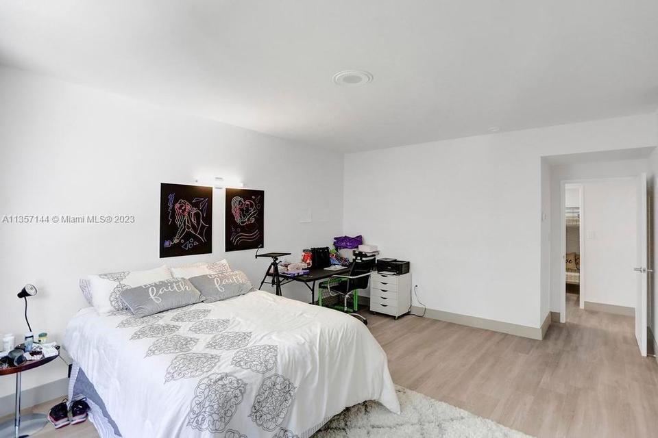  5255 Collins Ave #4D, Miami Beach, FL 33140 photo 8