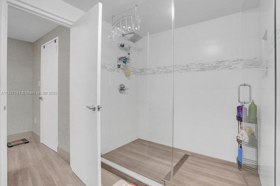  5255 Collins Ave #4D, Miami Beach, FL 33140 photo 12