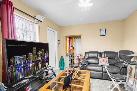 671 E 12th Pl, Hialeah, FL 33010 photo 30