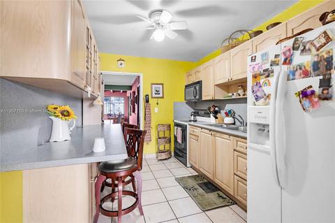671 E 12th Pl, Hialeah, FL 33010 photo 13