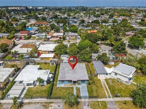 671 E 12th Pl, Hialeah, FL 33010 photo 2