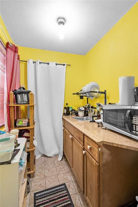 671 E 12th Pl, Hialeah, FL 33010 photo 31