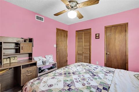 671 E 12th Pl, Hialeah, FL 33010 photo 22