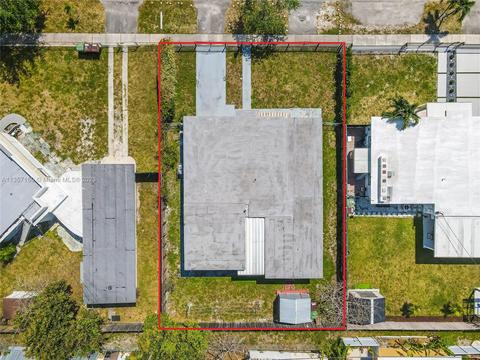 671 E 12th Pl, Hialeah, FL 33010 photo 37