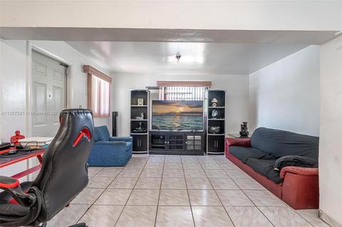 2155 NW 130th St, Miami, FL 33167 photo 16