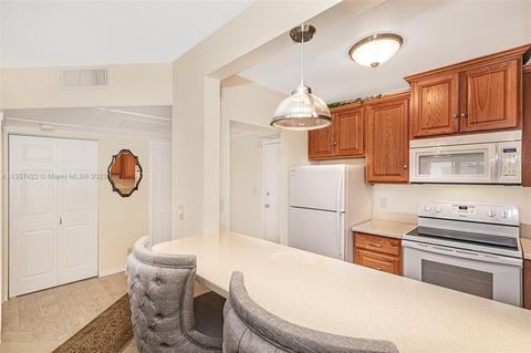 101 E Mcnab Rd #115, Pompano Beach, FL 33060 photo 3