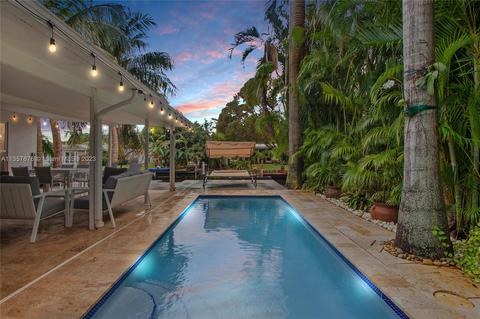 2630 Liberty St, Hollywood, FL 33020