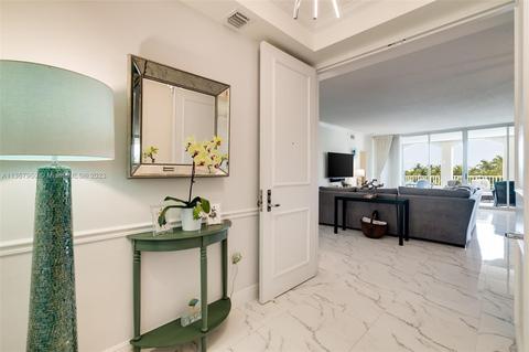 745 Crandon Blvd #408, Key Biscayne, FL 33149