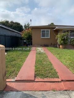 620 SE 4th St, Hialeah, FL 33010 photo 2
