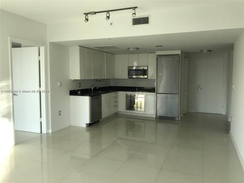 92 SW 3rd St #2103, Miami, FL 33130