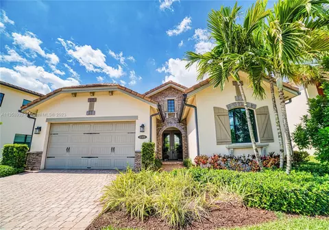 11328 SW 12th St, Pembroke Pines, FL 33025