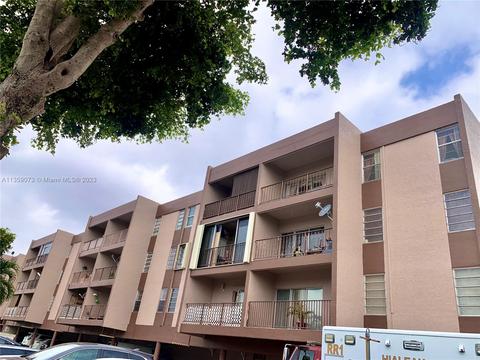 1900 W 68th St #D205, Hialeah, FL 33014 photo 5