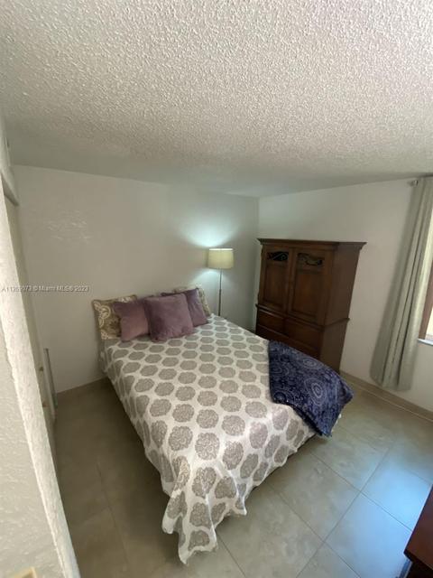 1900 W 68th St #D205, Hialeah, FL 33014 photo 12