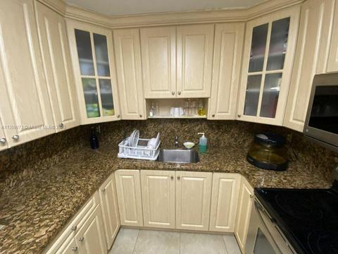 1900 W 68th St #D205, Hialeah, FL 33014 photo 1