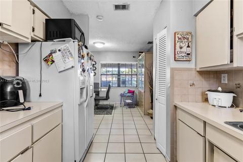 914 W 65th St, Hialeah, FL 33012 photo 12