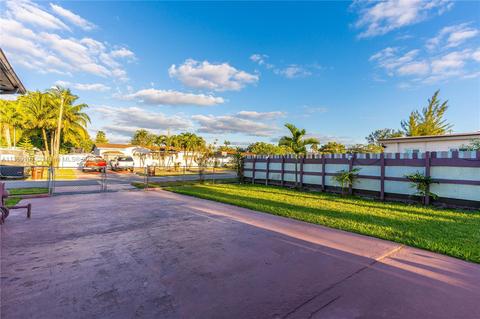 914 W 65th St, Hialeah, FL 33012 photo 6