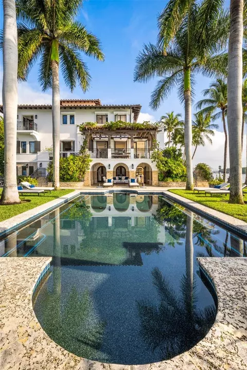 Exterior - 3080 Munroe Dr, Miami, FL 33133 photo 6 of 20
