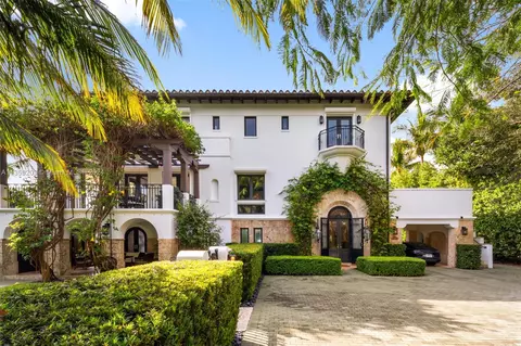 Exterior - 3080 Munroe Dr, Miami, FL 33133 photo 8 of 20