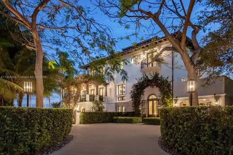 Exterior - 3080 Munroe Dr, Miami, FL 33133 photo 18 of 20