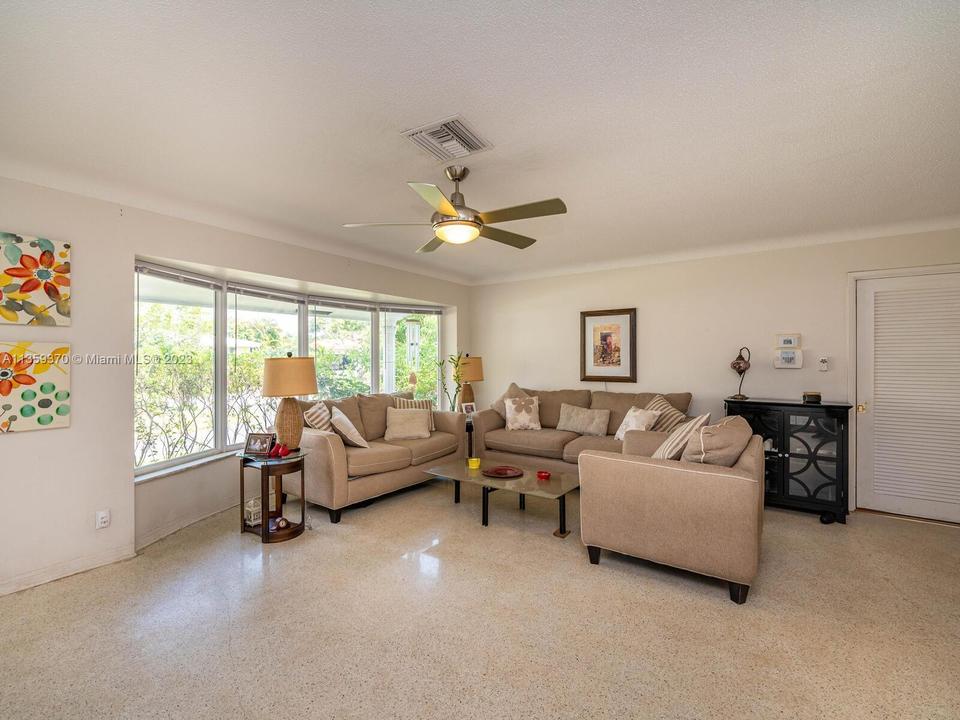 2060 NE 54th St, Fort Lauderdale, FL 33308 photo 9