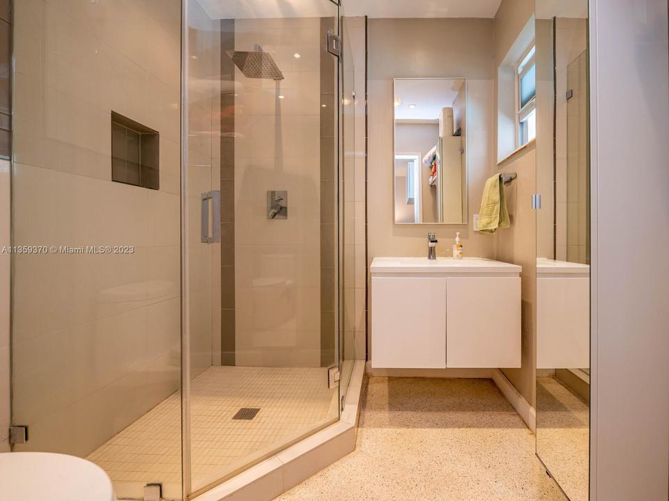  2060 NE 54th St, Fort Lauderdale, FL 33308 photo 25