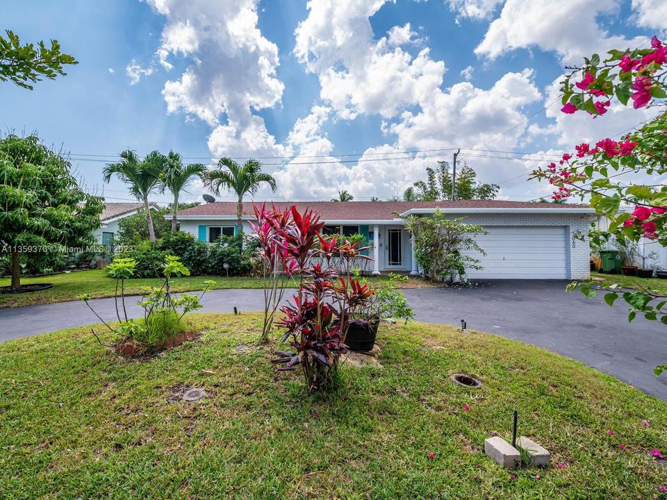  2060 NE 54th St, Fort Lauderdale, FL 33308 photo 2