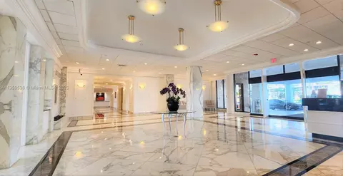 5700 Collins Ave #3A, Miami Beach, FL 33140