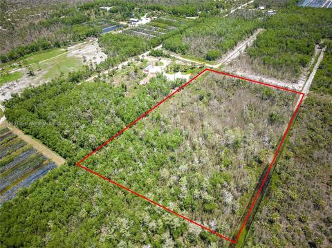 Undisclosed, Naples, FL 34117