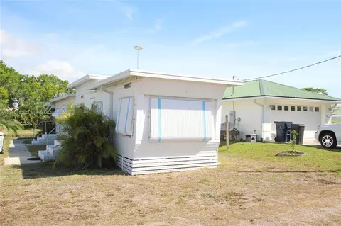 1043 12th St, Okeechobee, FL 34974