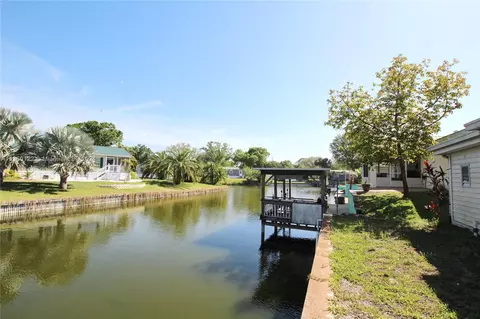 View/Area - 1043 12th St, Okeechobee, FL 34974 photo 2 of 2