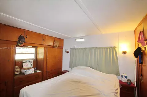 Bedroom - 1043 12th St, Okeechobee, FL 34974 photo 1 of 7