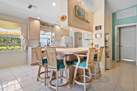 260 Brier Cir, Jupiter, FL 33458 photo 4