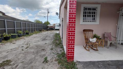 13357 Aswan Rd, Opa Locka, FL 33054 photo 2