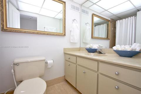 145 SE 25th Rd #601, Miami, FL 33129 photo 8