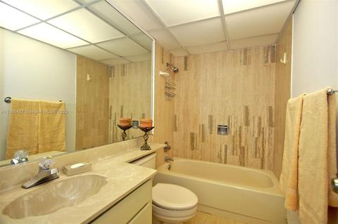 145 SE 25th Rd #601, Miami, FL 33129 photo 7