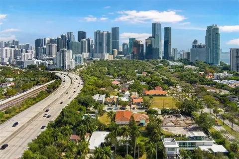 30 SW 21st Rd, Miami, FL 33129