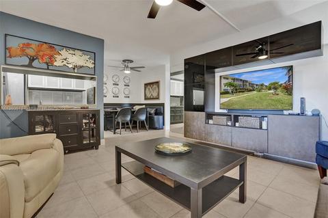 17000 NE 14th Ave #204, North Miami Beach, FL 33162