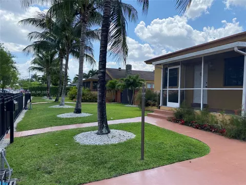 308 E 43rd St, Hialeah, FL 33013