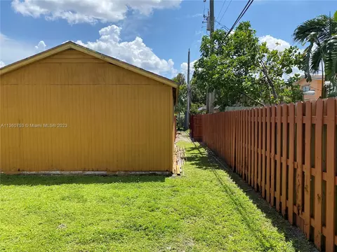 308 E 43rd St, Hialeah, FL 33013 photo 31