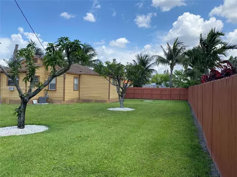 308 E 43rd St, Hialeah, FL 33013 photo 64
