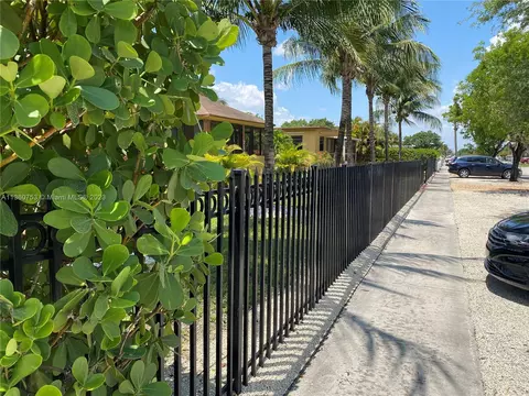 308 E 43rd St, Hialeah, FL 33013 photo 63