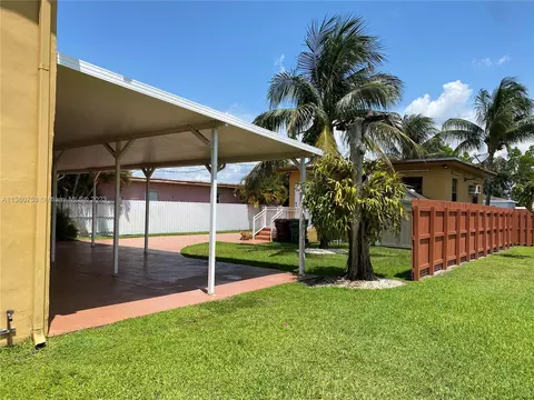 308 E 43rd St, Hialeah, FL 33013 photo 35