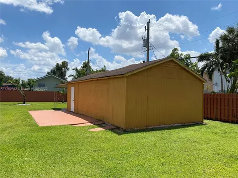 308 E 43rd St, Hialeah, FL 33013 photo 43