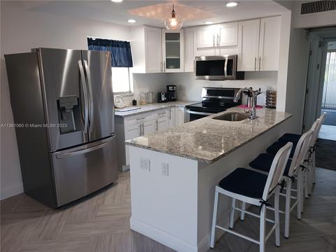 745 Flanders P #745, Delray Beach, FL 33484