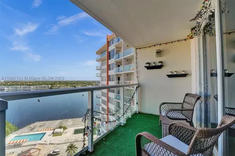 1351 NE Miami Gardens Dr #1524E, Miami, FL 33179