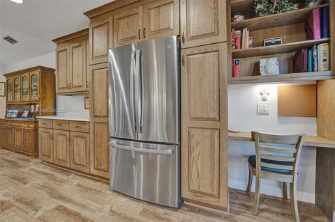 2147 Montpeliar, Weston, FL 33326 photo 22